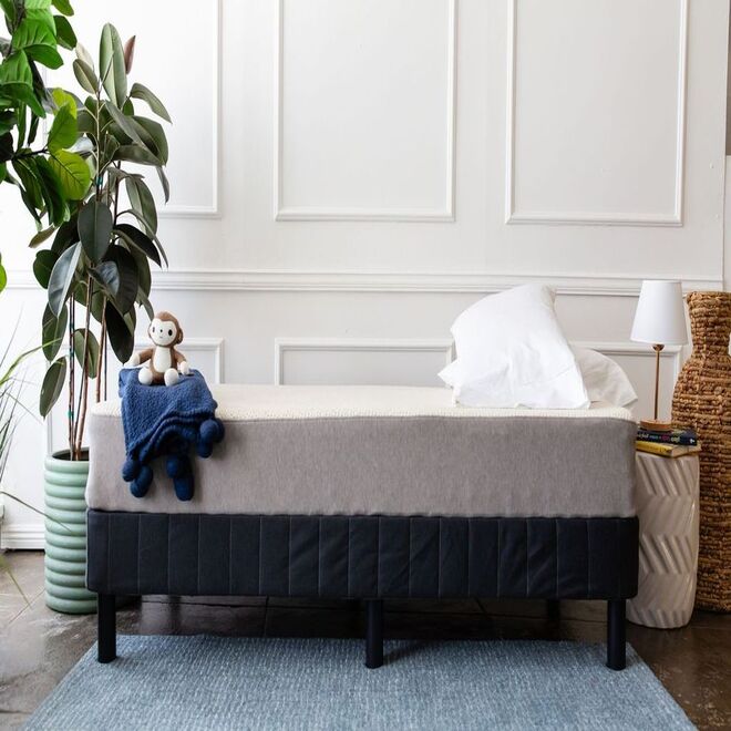 9" Advanced Hybrid Mattress - HybridLifestyle-1